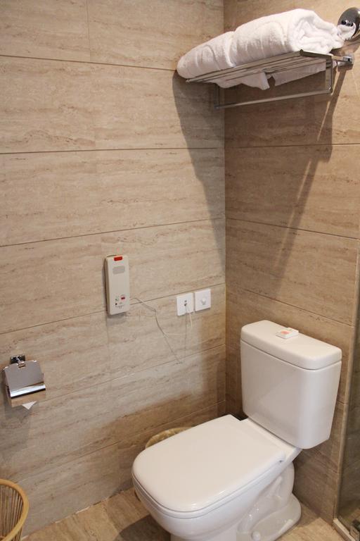Fengyan Jianguo Hotel 平遥県 エクステリア 写真